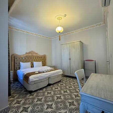 בית אירוח Felicity Palace Sirkeci