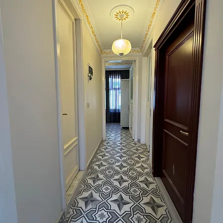 Δωμάτια σε οικογενειακή κατοικία Felicity Palace Sirkeci Κωνσταντινούπολη